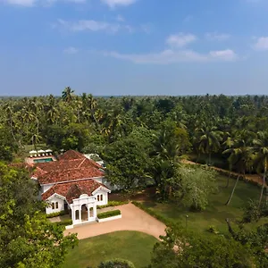 https://taru-villas-thoppuwa.negombohotels.net